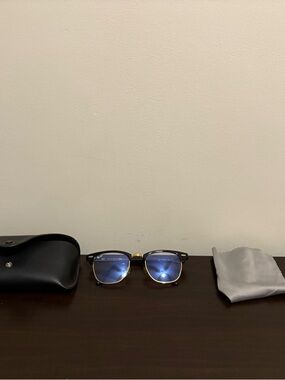 Clubmaster-Style Glasses with clear Blue-light  Lenses